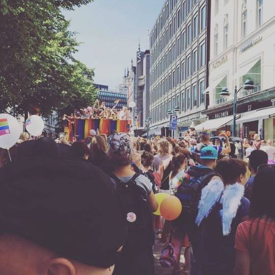 Helsinki Pride -kulkue | Senaatintori